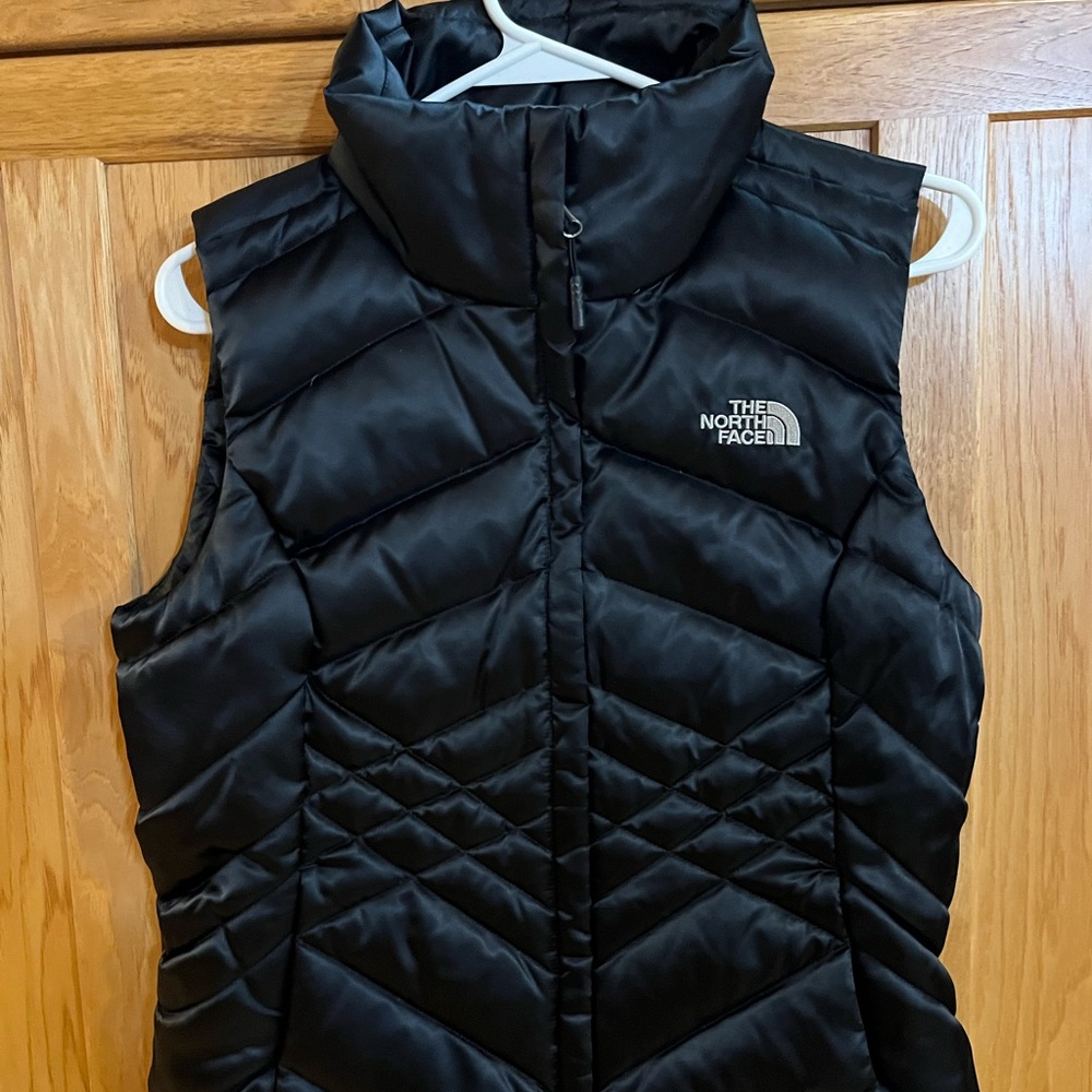 Women’s Black North Face Vest